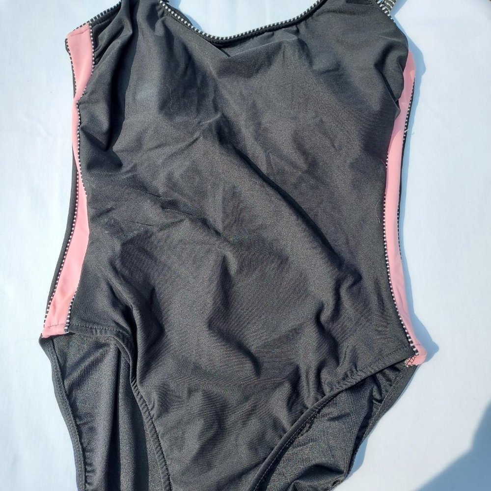Black with Pink StripeTrimshaper Onepiece bathingsuit wi/ black and white piping